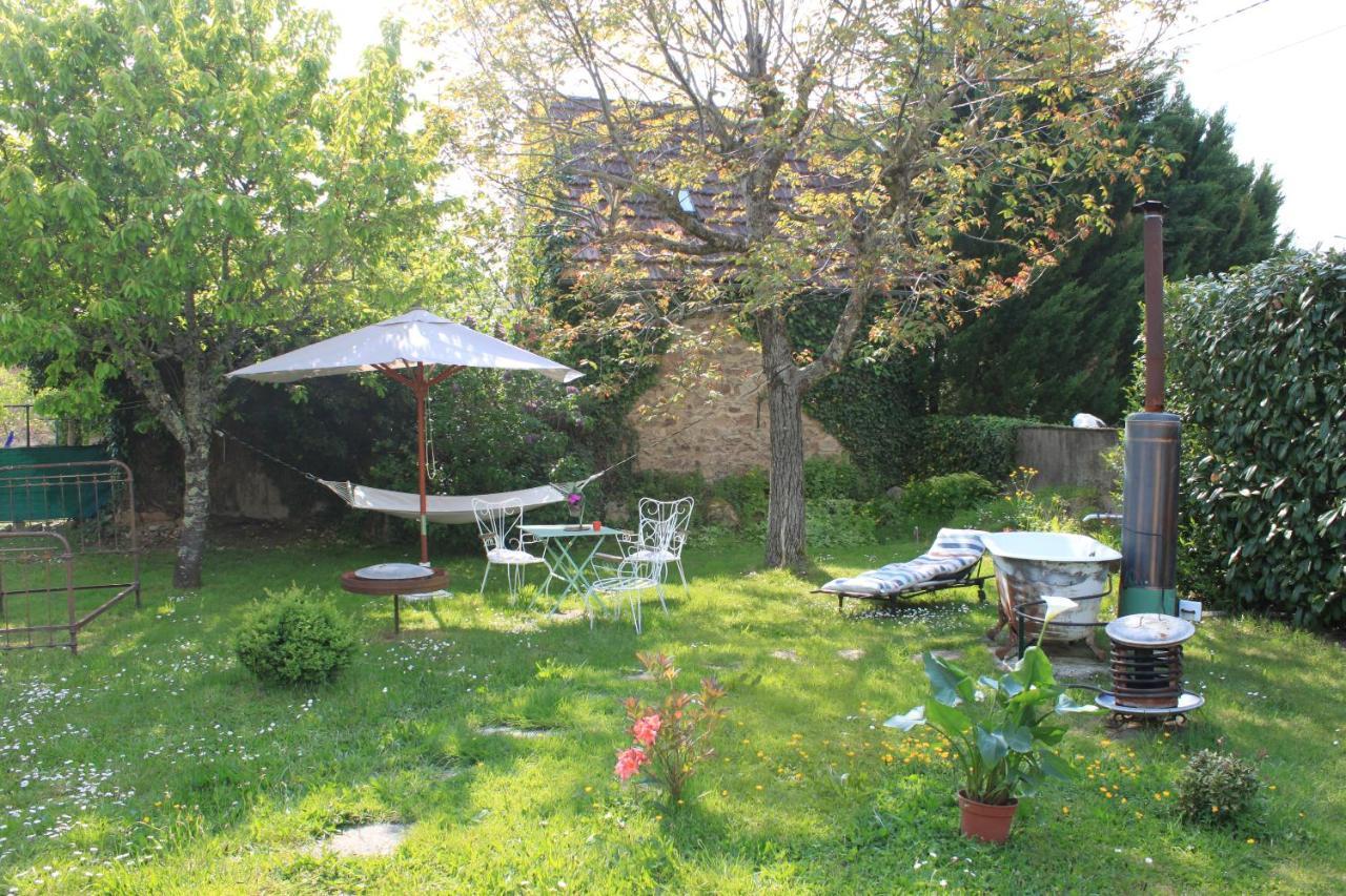 Bed and Breakfast L'Escale Du Banquet Mhere Экстерьер фото